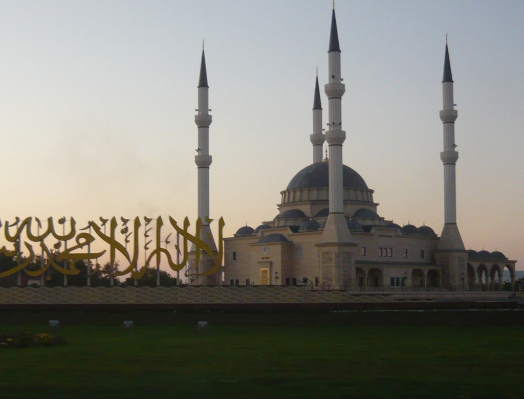 Gudermes Djalka Camii